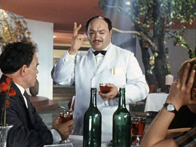 официант-кавказская-пленница